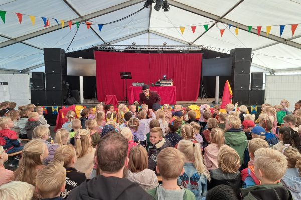 Theatervoorstelling Wijkfeest de Zuidlanden 2024